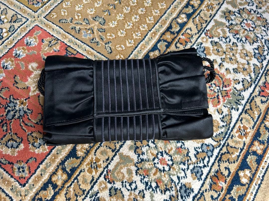 FENDI フェンデイ　サテンバッグ