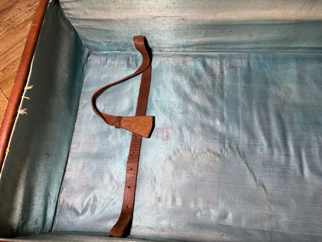 特大　レザー　本革トランクケース　トランクバッグ　ビンテージ　67cm×37cm