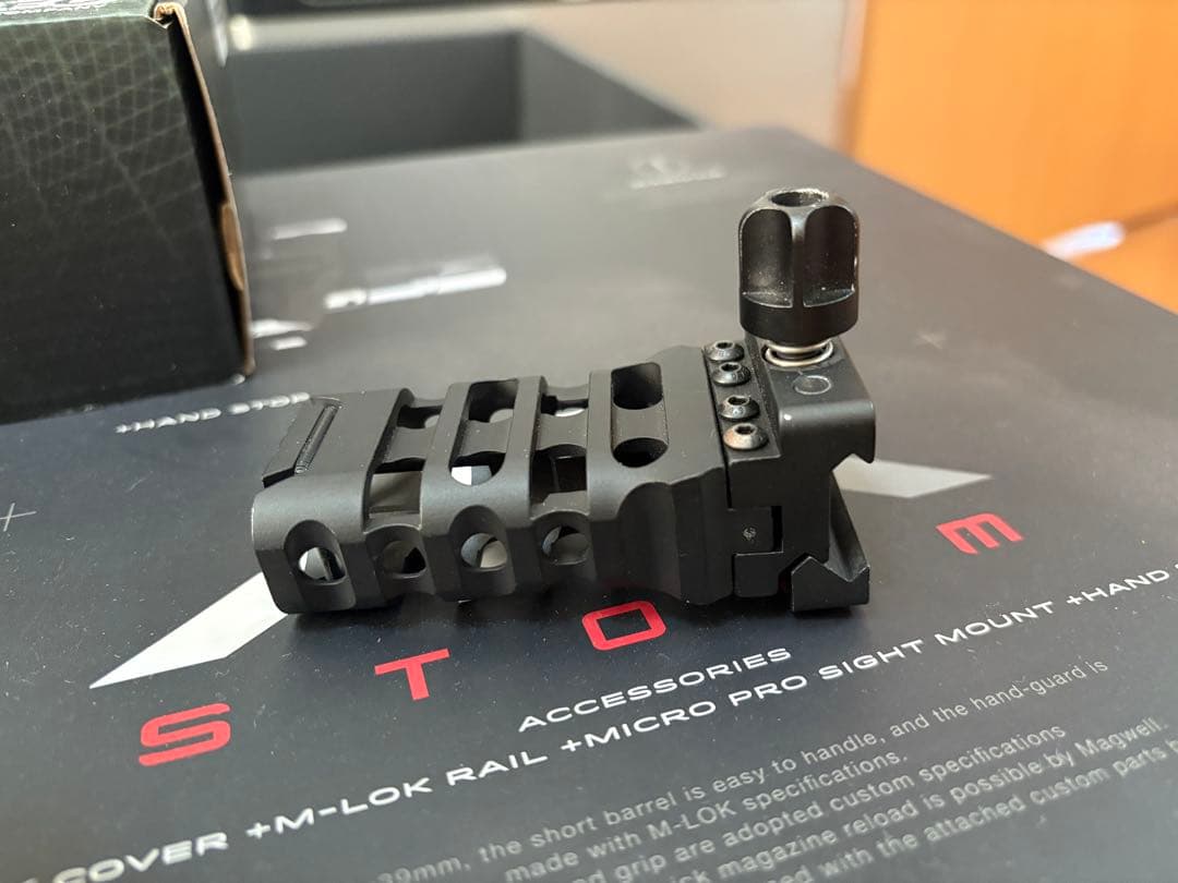 サバゲーセット　AKストーム 次世代電動ガン EOTechホロサイト　その他付属