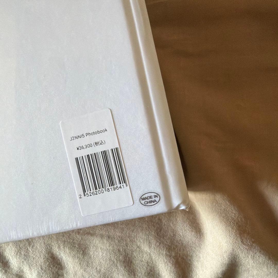 JENNIE J2NNI5 写真展 ジェニ 写真集 フォトブック しおり付き