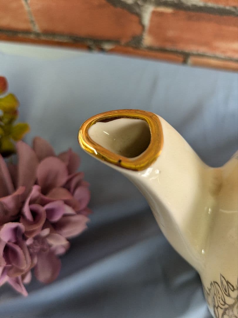 イギリス アンティーク クリノリンレディ ティーポット SALDER窯