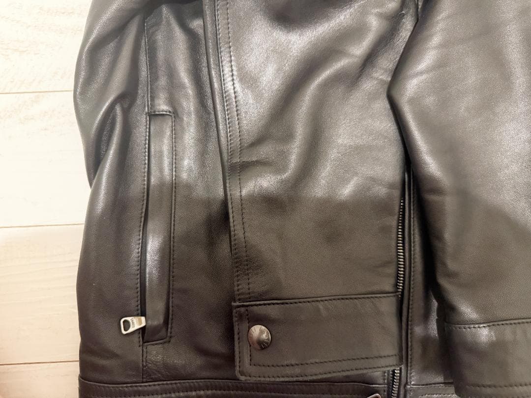 と*ー様 エンメティ ライダースジャケット ユリ/Juri ナッパレザー Emm