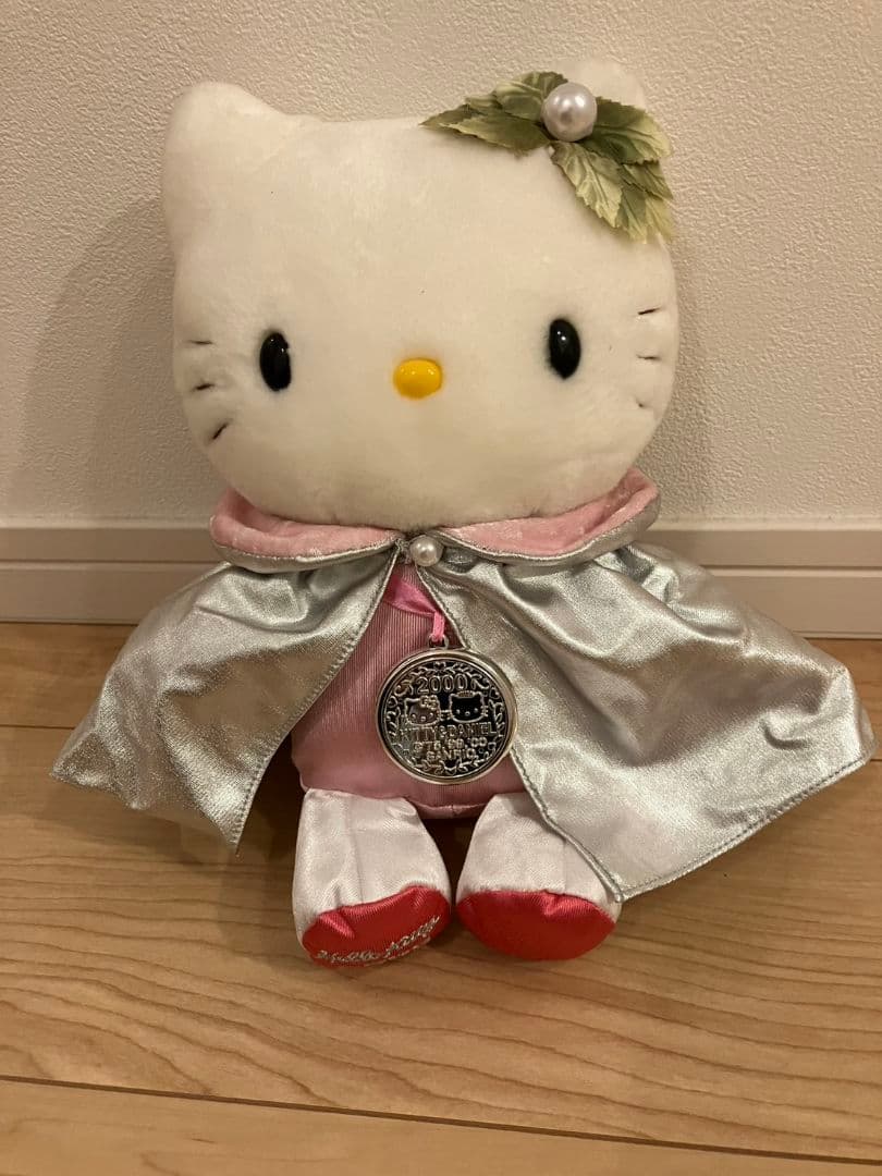 ハローキティ ／ 激レアぬいぐるみ／ 2000年製／約２５cm／