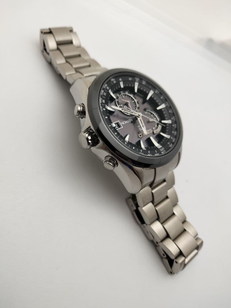 セイコー　アストロン　GPS ソーラー　7x52-0AA0 チタニウム