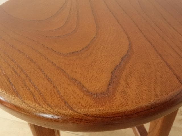 北海道手作り家具　ケヤキ（欅）材　スツールC　座面一枚板