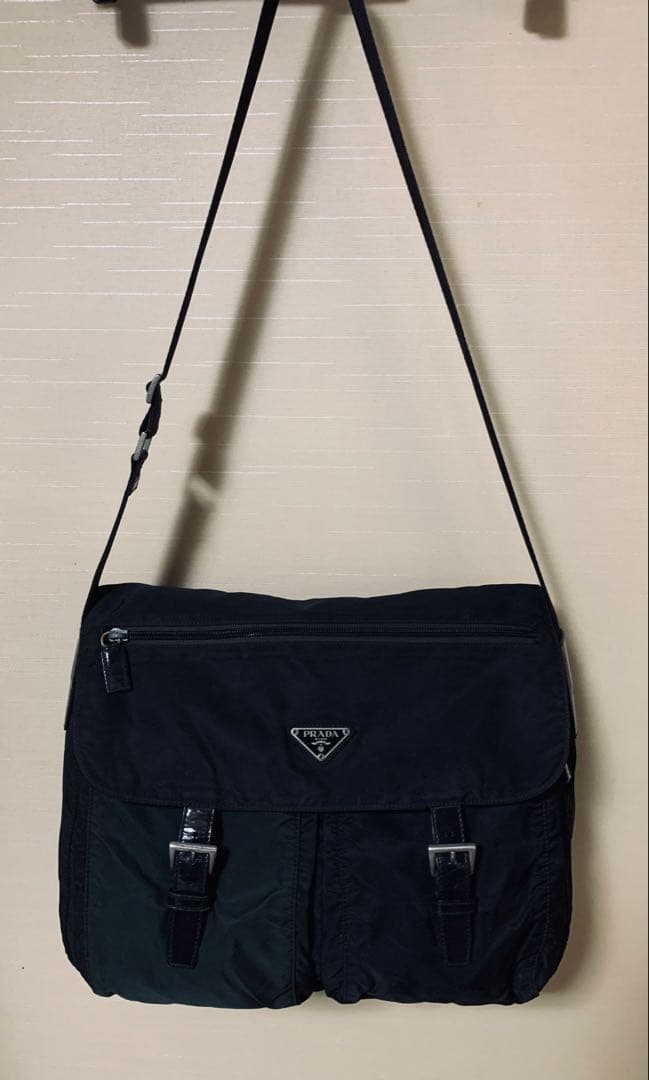 P*v様 PRADA　ショルダーバッグ　黒