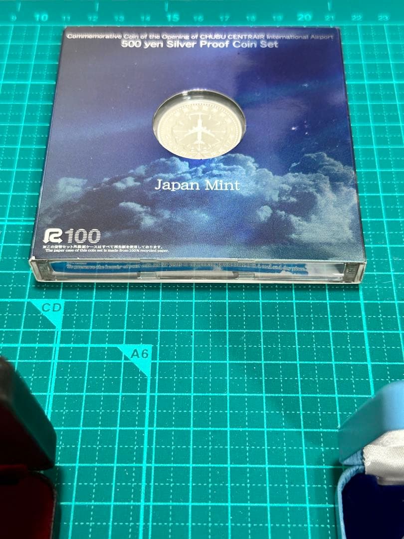 世界の銀貨　ケース入り　まとめ売り