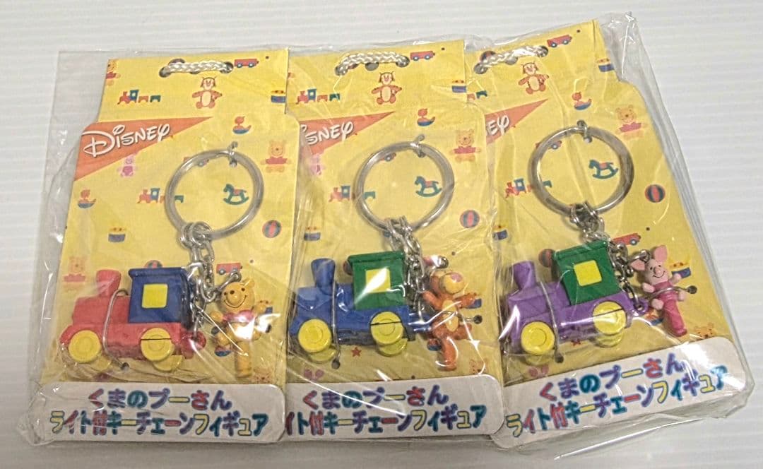 未開封ディズニー ミッキーマウス くまの プーさん レアグッズセット ストラップ