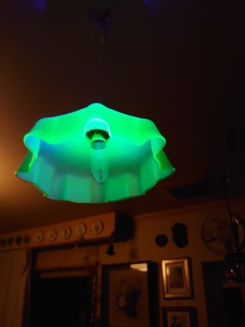 フランス1910s'ヴァセリン(ウラン)ペンダント シーリングランプ