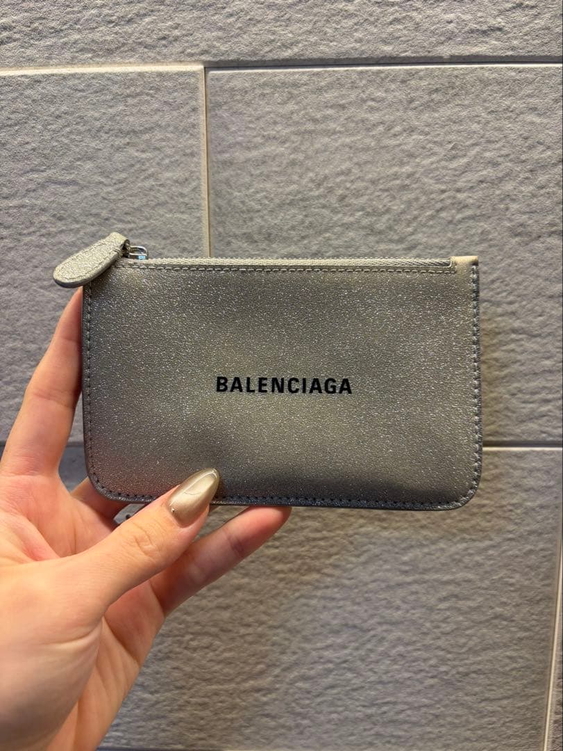 BALENCIAGA シルバー ケース