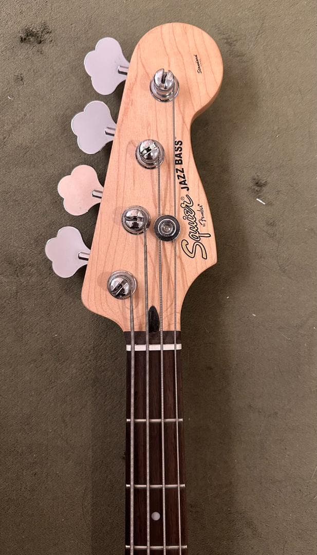 Squier by Fender スクワイヤー Jazz Bass　超極美品！