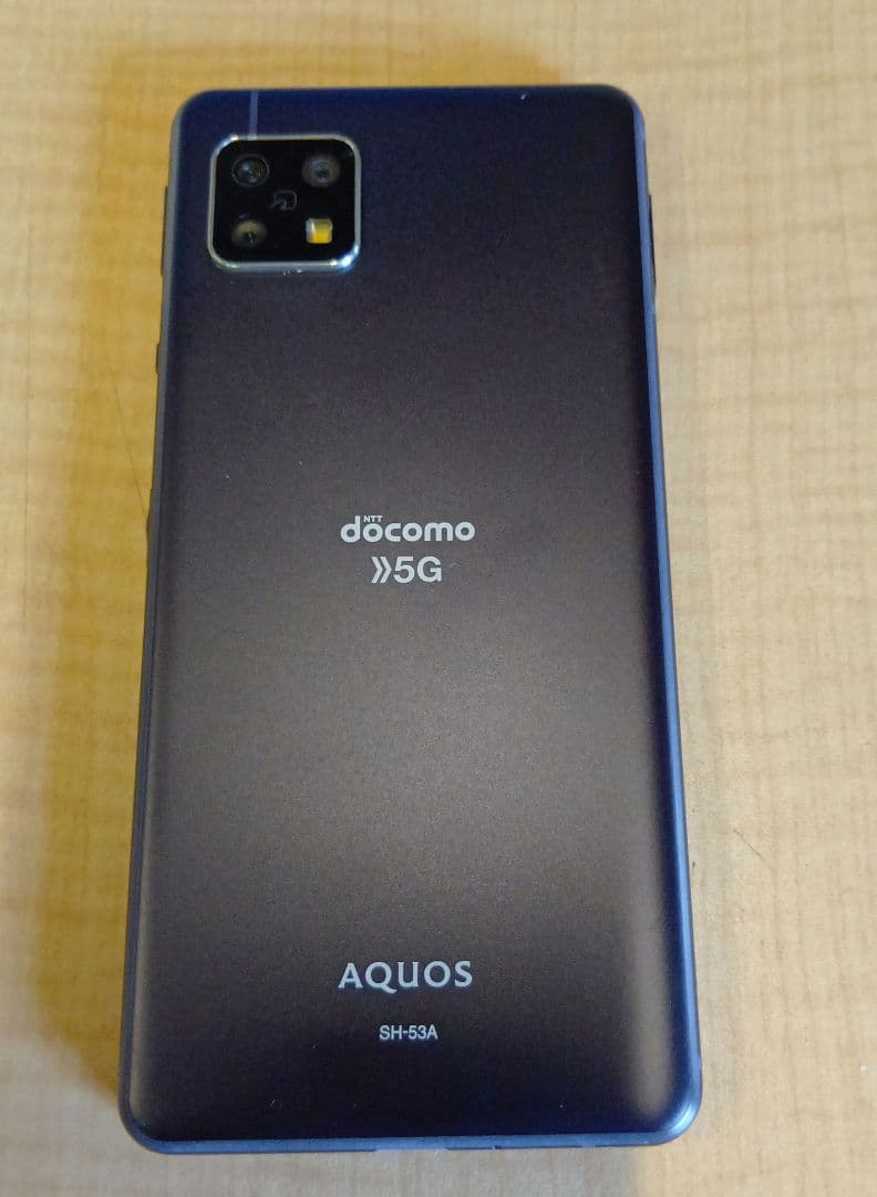 携帯　AQUOS SH-53A 5G docomo ブラック