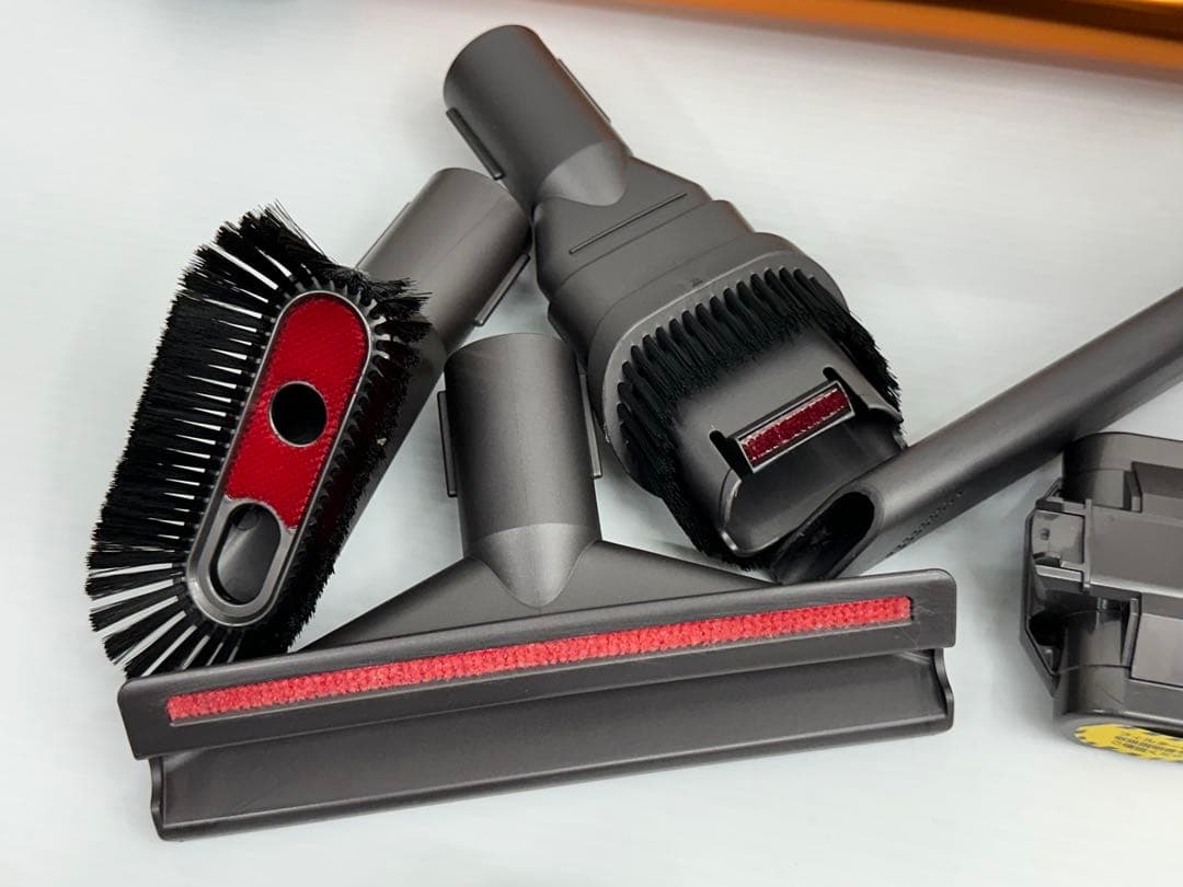 赤　動作保証品　ダイソン　掃除機　SV12 本体　純正品　フルセット　中古　美品