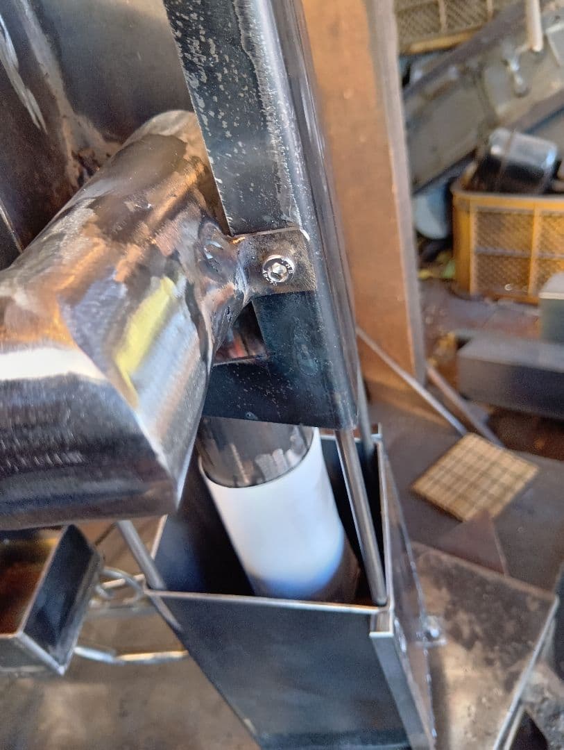 元祖発案者の作品　廃油ストーブ【ミニファクトリー　スラッシュ】アースデザイン