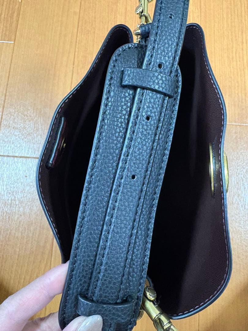 コーチ　coach 黒　レザーショルダーバッグ