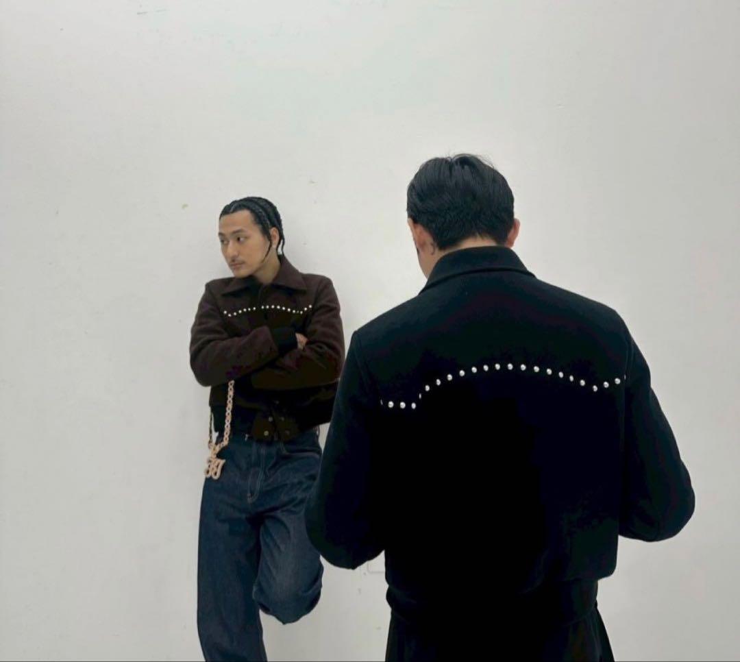 lamersphere Black Studs Jacket io 着用