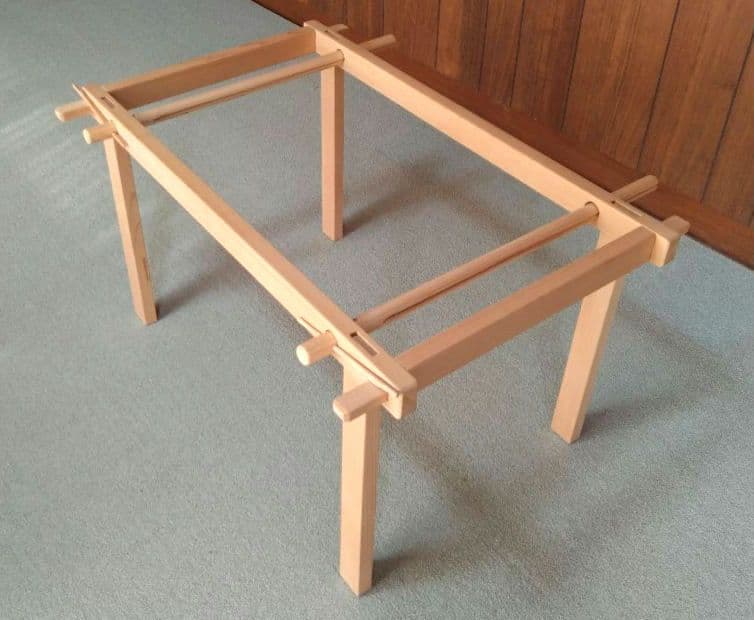 日本刺繍　刺繍台