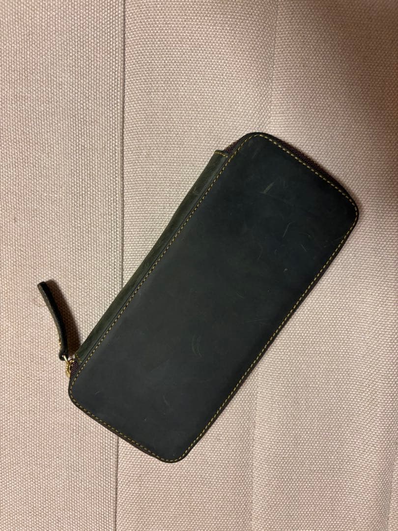 バハギア ラウンドジップペンケース