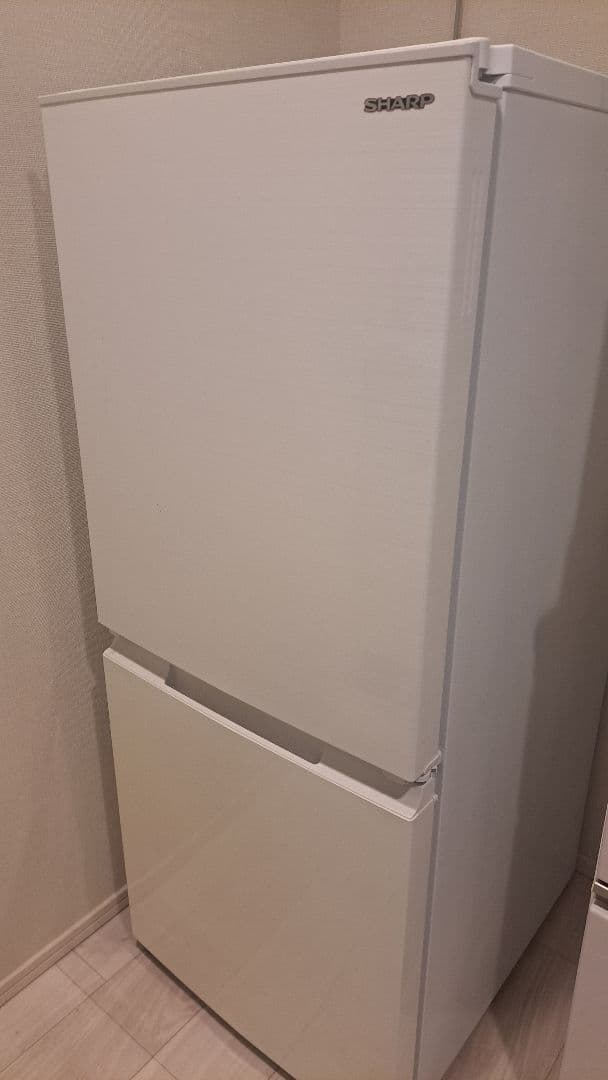 SHARP 冷凍冷蔵庫 SJ-D15G-W ホワイト