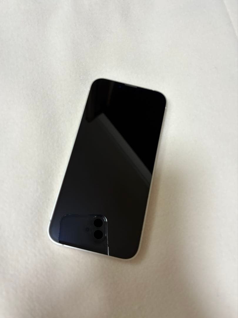 Apple iPhone 13 Starlight本体