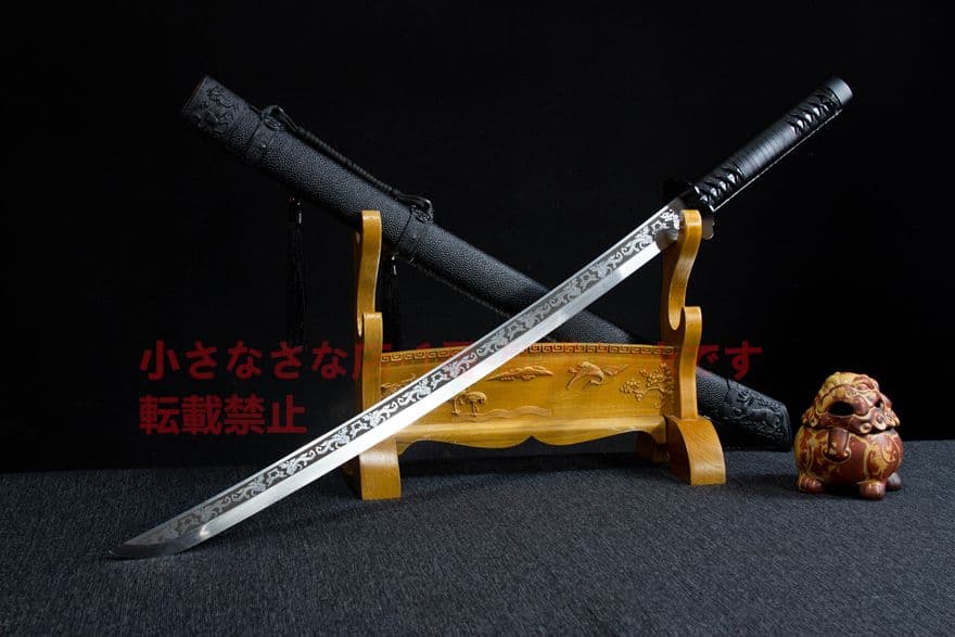 昇龍刺繍春刀  古兵器   武具　刀装具　日本刀　模造刀   居合刀