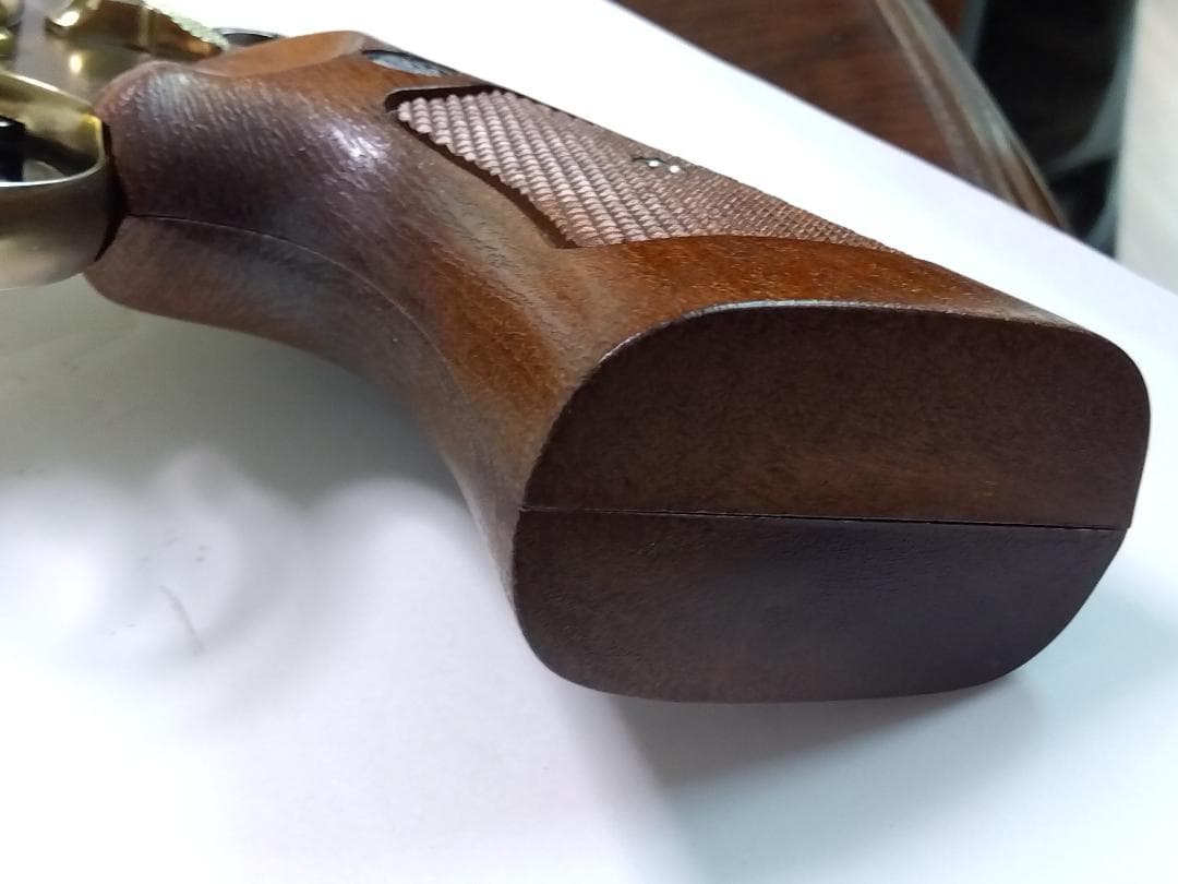 コクサイ　Smith & Wesson 　44マグナムM29　4インチ　木グリ