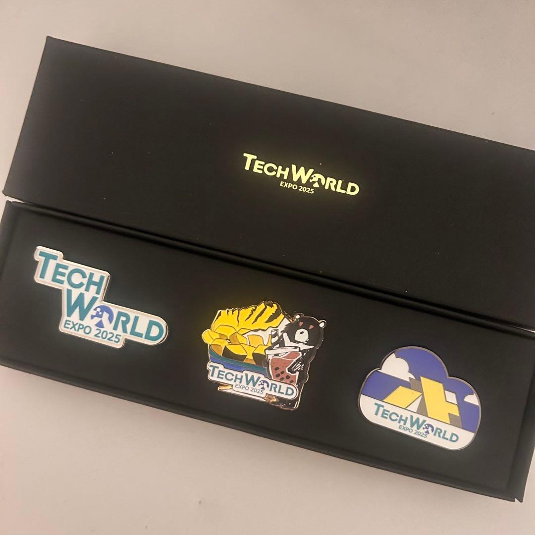 【非売品】TECH WORLD ピンバッジ 3個セット