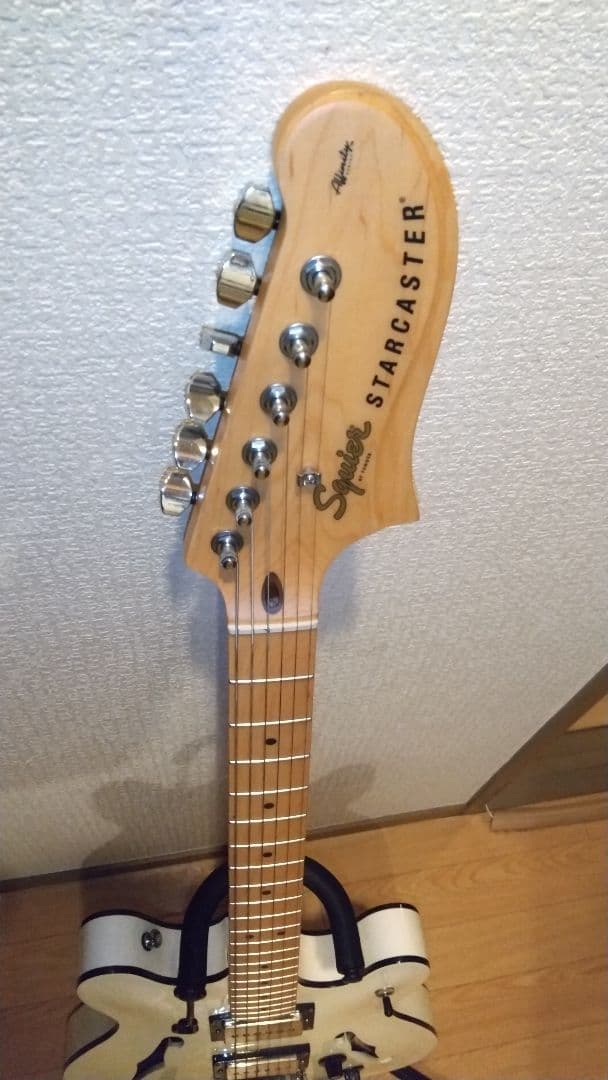 レア！Squier Starcaster .p90【ケースなし】