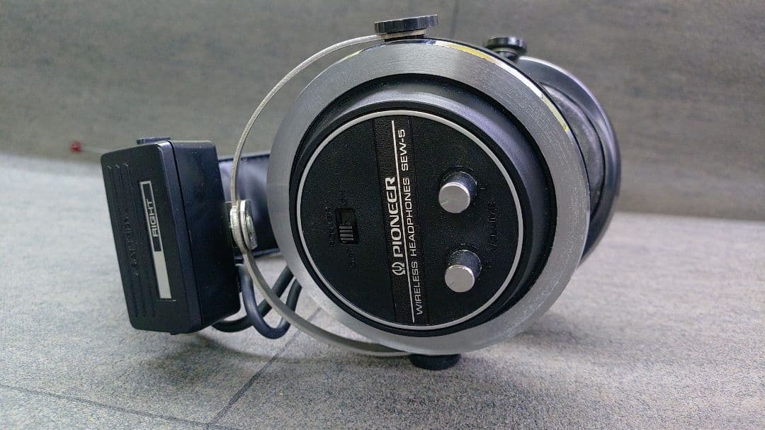 Sew-5 ワイヤレスヘッドフォン & TM-5 ラジオトランスミッター　OD7