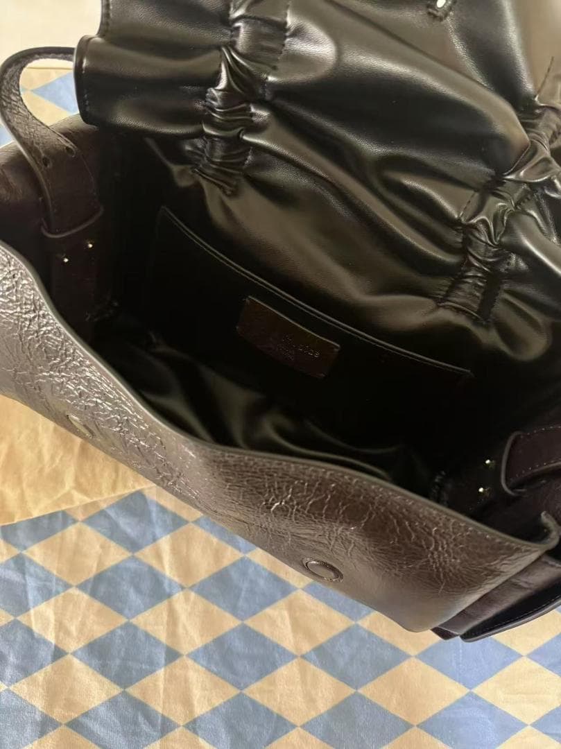 即日発送 Acne Studios ブラックレザーハンドバッグ