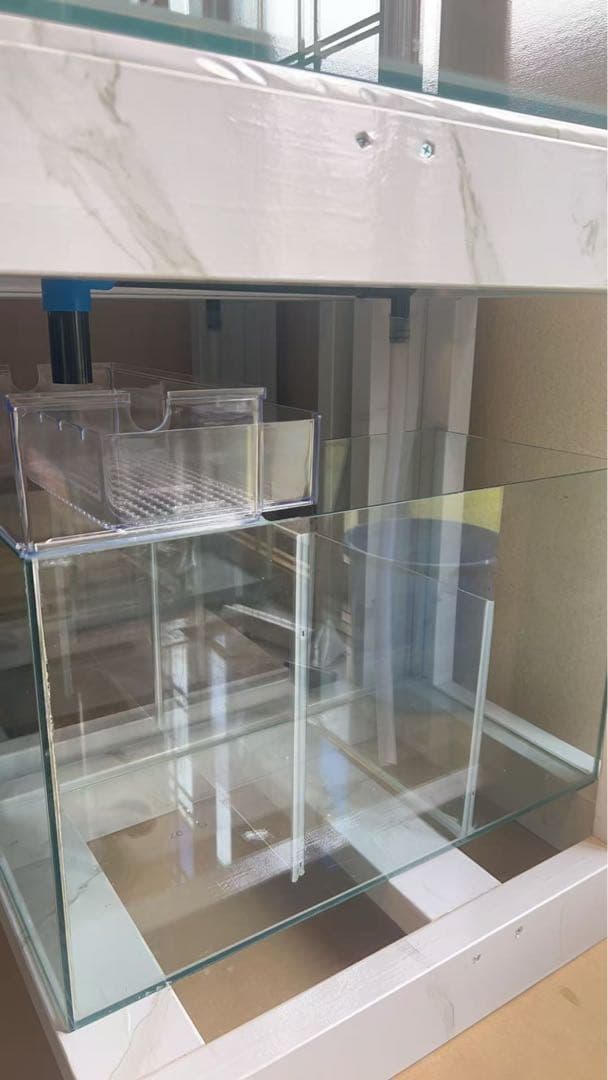 値下げしました‼️⇒オーバーフローKOTOBUKIガラス水槽と台のセット蓋付き