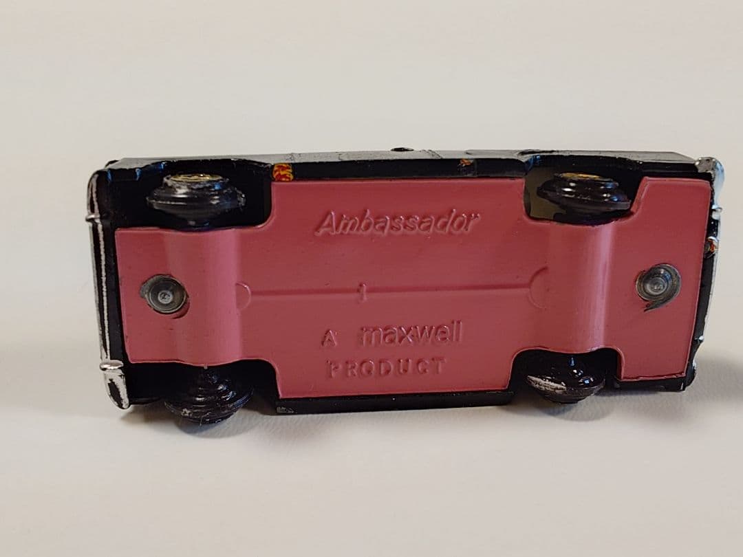 Maxwell Ambassador ポリスカー