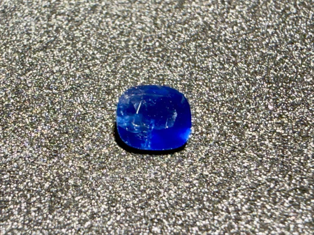 【ビルマ(ミャンマー)産】非加熱ロイヤルブルーサファイア　GIA鑑 1.46ct