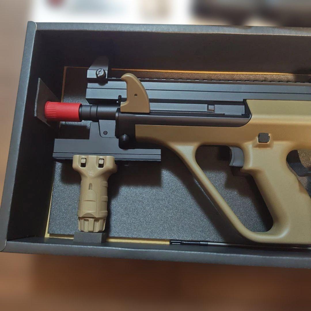 東京マルイ ステアーAUG HC 電動ガン　タンカラー マガジン計4本