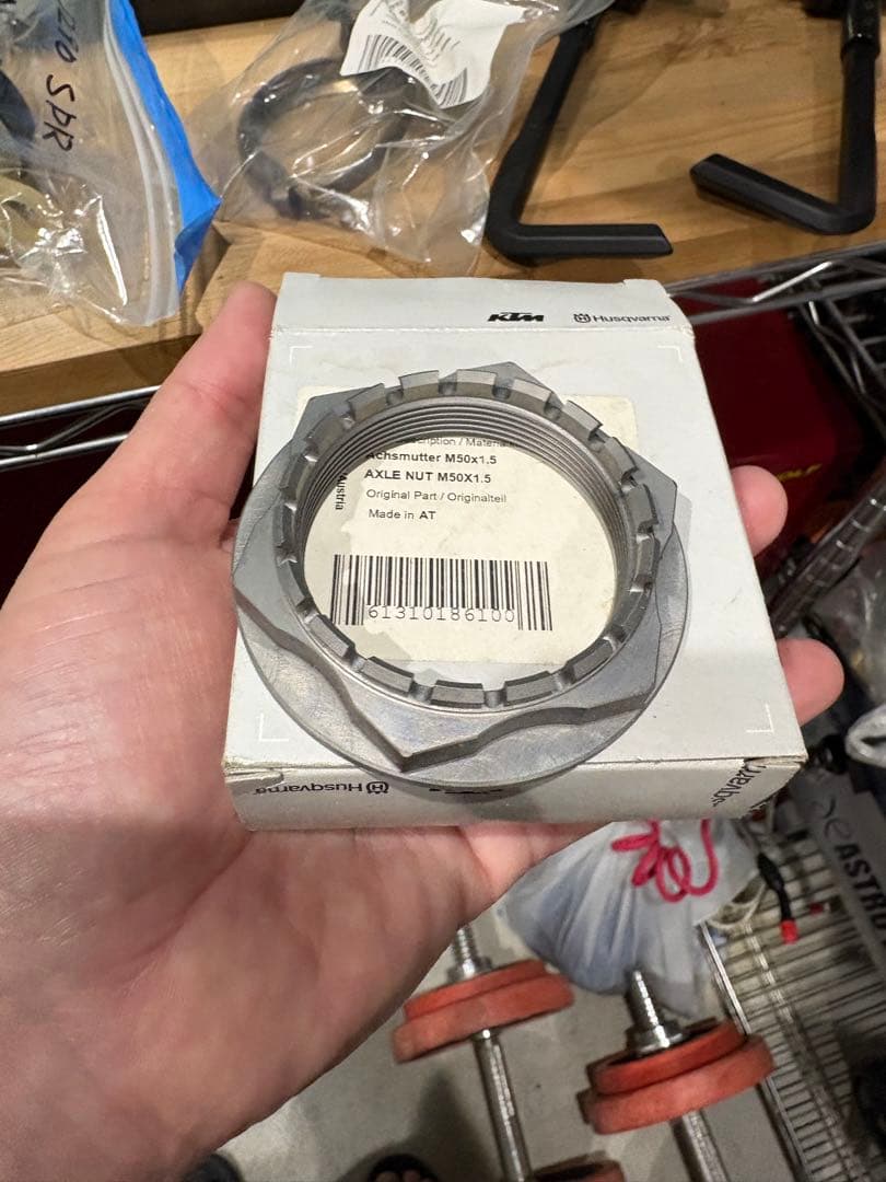 KTM1290super duke r 2013年式　ストックパーツ色々