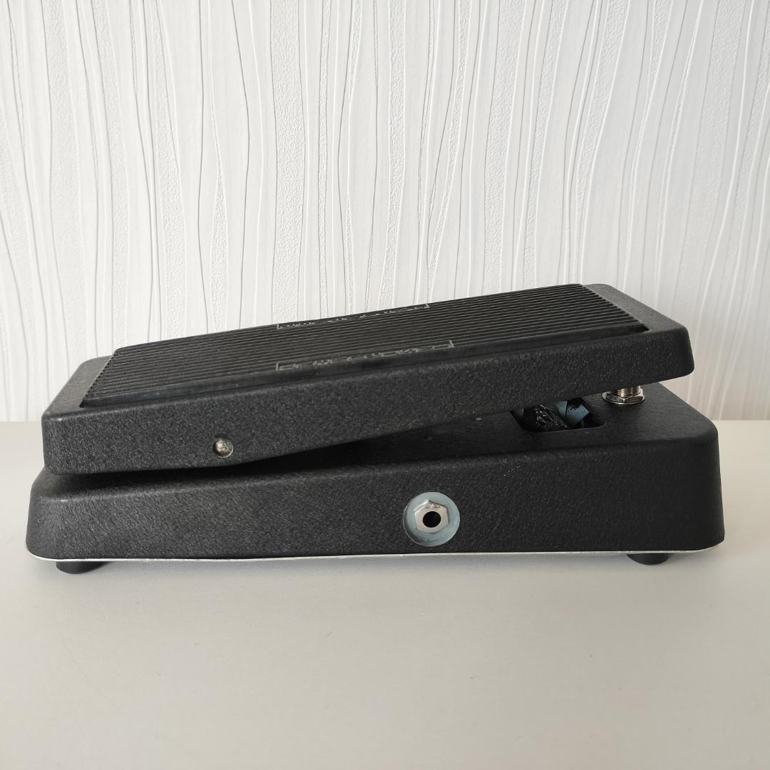 CRY BABY GCB-95トゥルーバイパス化 Blue LEDモディファイ