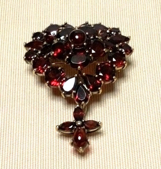 碌山 ラフィネ ガーネット ハート ブローチ ・ ペンダントトップ 2way