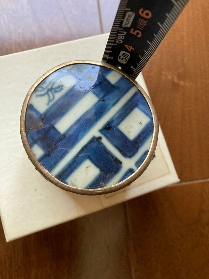 National Design museum 陶器　ボックス　小物入れ　青白　丸