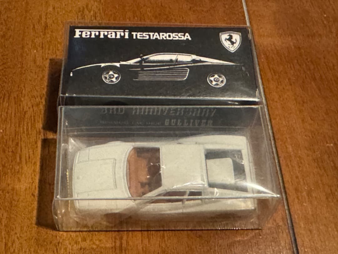 91-2-2ガリバー特注トミカ　フェラーリテスタロッサ