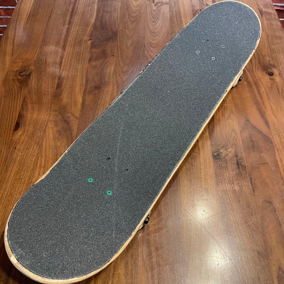 VISUAL スケートボード　スケボー　コンプリート　ベンチャートラック