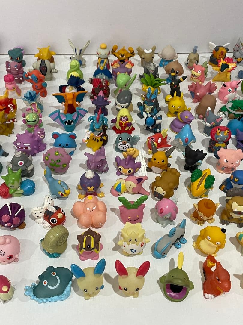 ポケモン指人形 まとめ売り 147体 （クリア5体入り）