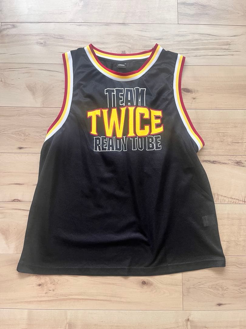 【美品】TWICE ユニフォーム サナ