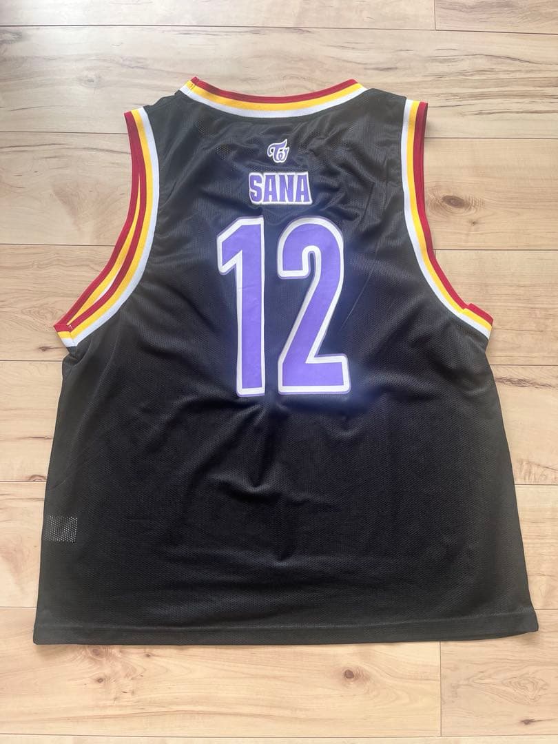 【美品】TWICE ユニフォーム サナ