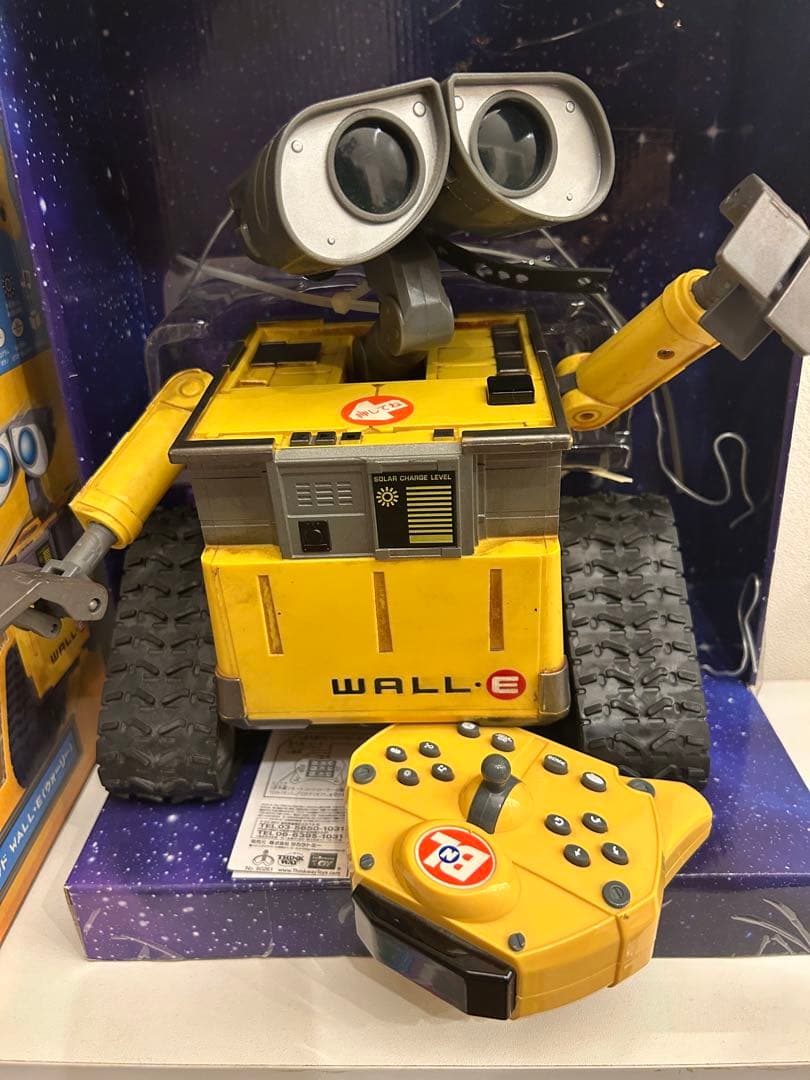 専用出品　【入手困難】WALL・E ウォーリー ラジコン＋パンフレット