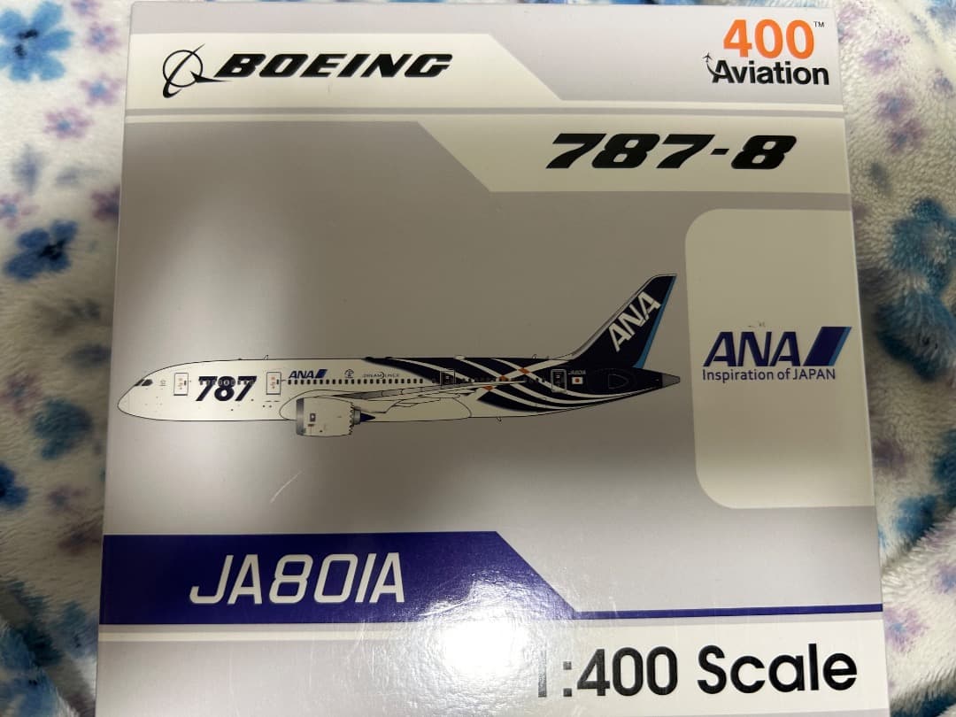 ANA Boeing 787 JA801A 1:400スケール