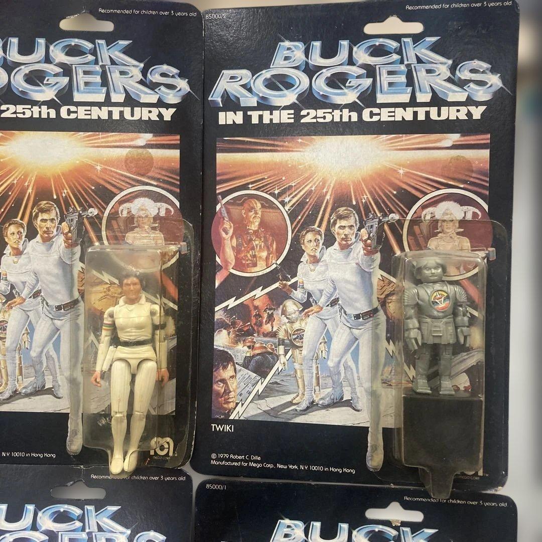 1979年バックロジャースの新品未開封のフィギュア9体セットです。