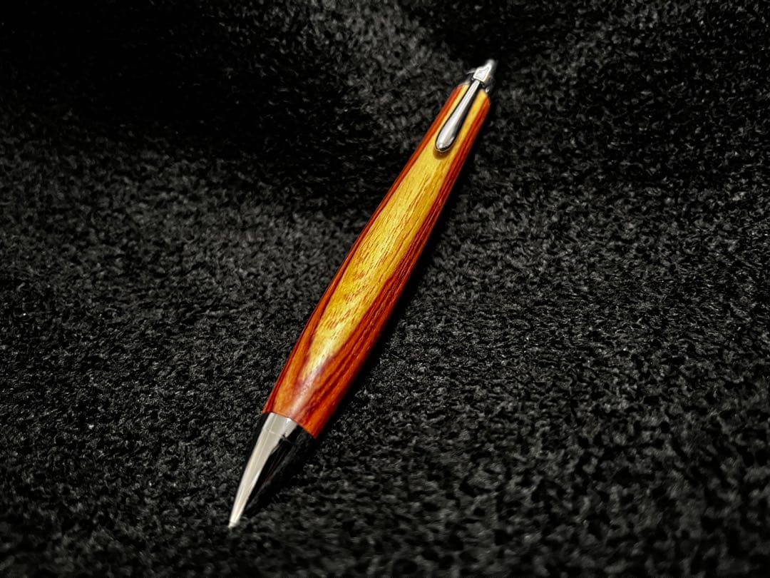 チューリップウッド　木軸シャープペンシル