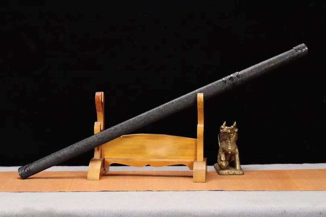 武具　刀装具　日本刀　模造刀   居合刀  竜紋