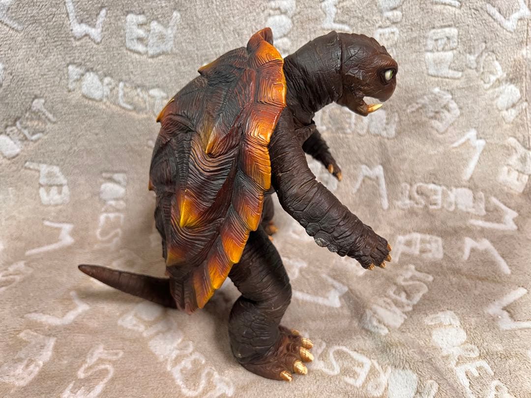 ガメラ 小さき勇者たち 2006 RAH リアルアクション フィギュア トト