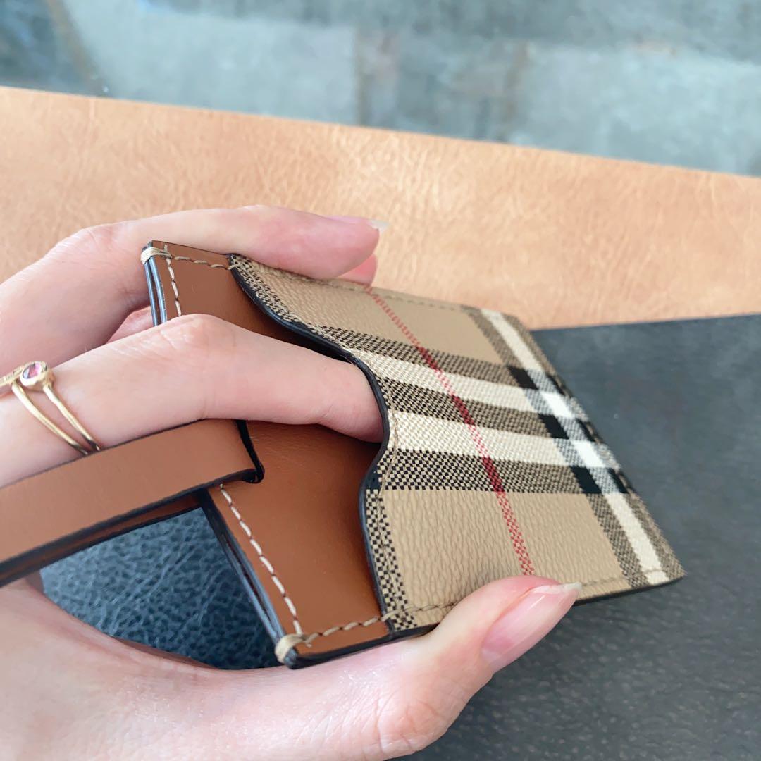 残り１【新品】Burberry バーバリー チェック ユニセックス ラゲージタグ